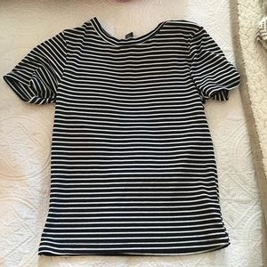 cropped t shirt worn maybe 3 times